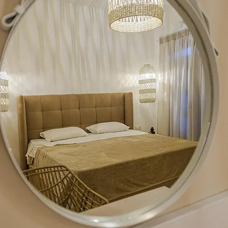 Eleni Zirganou & Milína