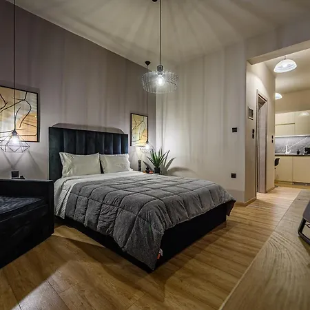 Konukevi Eleni Zirganou & Milina