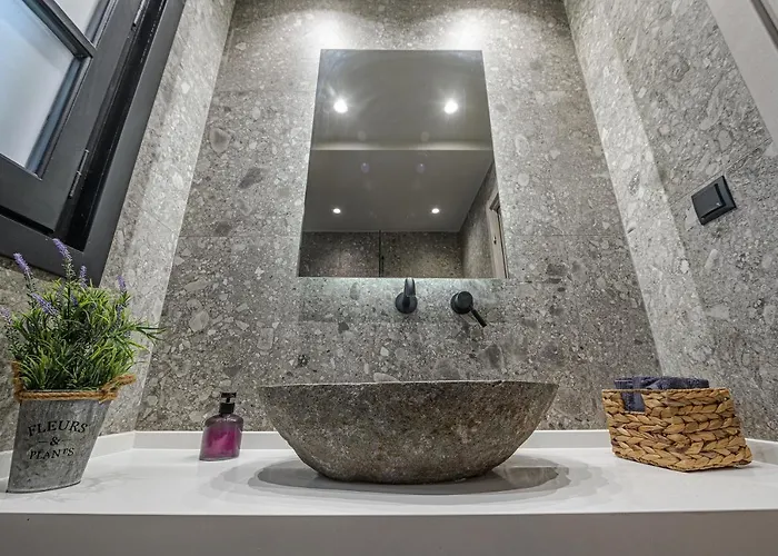 Eleni Zirganou & Casa de hóspedes