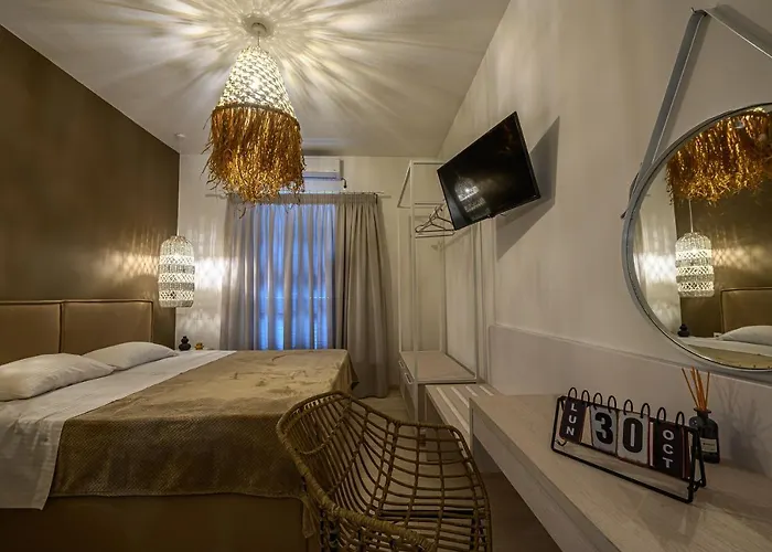 Eleni Zirganou & Casa de hóspedes