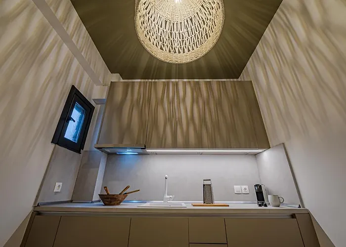 Eleni Zirganou & 3* Milína