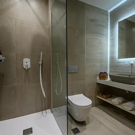 Guest house Eleni Zirganou & *