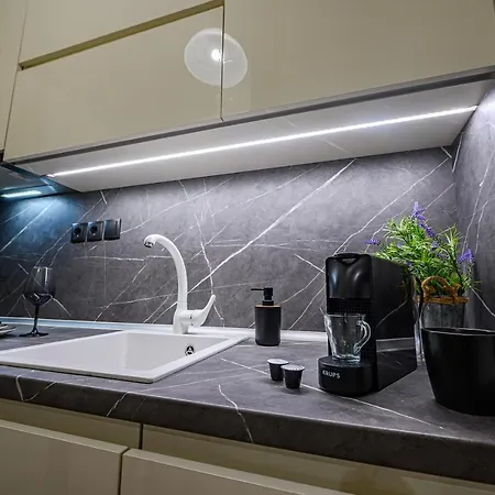 Eleni Zirganou & 3* Milina