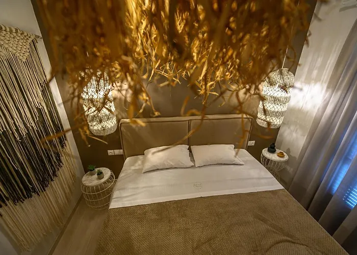 Eleni Zirganou & Milina