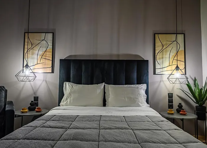 Konukevi Eleni Zirganou &