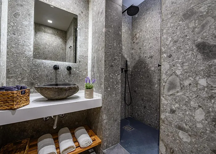 Eleni Zirganou & Pensjonat