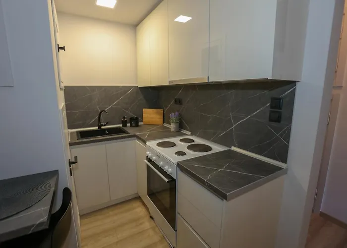 Pensjonat Eleni Zirganou & Milina